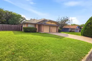 2304 Smith Branch Blvd, Georgetown, TX 78626 - Photo 3