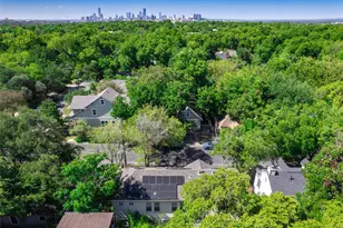 108 E 46th St, Austin, TX 78751 - Photo 31