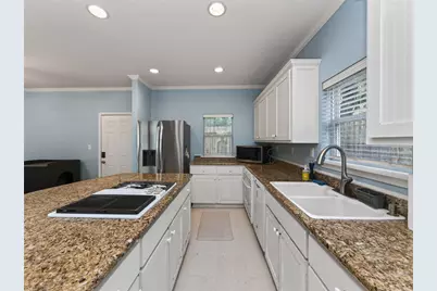 108 E 46th Street, Austin, TX 78751 - Photo 11