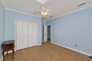 108 E 46th St, Austin, TX 78751 - Photo 25
