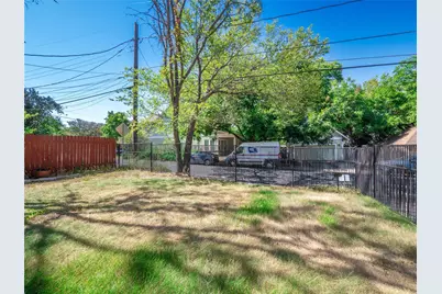 108 E 46th Street, Austin, TX 78751 - Photo 3