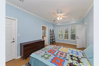 108 E 46th Street, Austin, TX 78751 - Photo 19