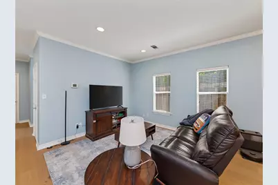 108 E 46th Street, Austin, TX 78751 - Photo 5