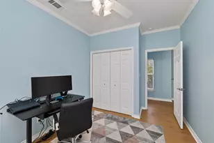 108 E 46th St, Austin, TX 78751 - Photo 27