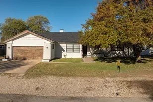 139 E Cottonwood Dr, Granite Shoals, TX 78654 - Photo 5