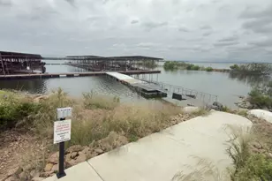 308 Peninsula Dr, Burnet, TX 78611 - Photo 15