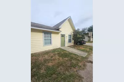 644 Mill Street #B, San Marcos, TX 78666 - Photo 5