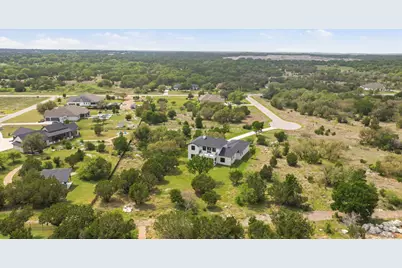 109 Rocky Summit Court, Spicewood, TX 78669 - Photo 31