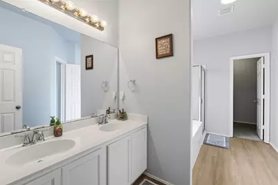 381 Bloomsbury Drive, Kyle, TX 78640 - Photo 15