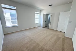318 Young St, Buda, TX 78610 - Photo 5