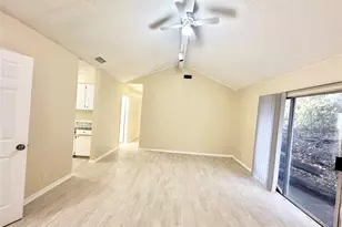 4302 Scottsdale Rd, Austin, TX 78721 - Photo 11