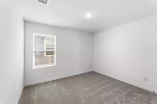1116 Paradise Cyn Cv, Jarrell, TX 76537 - Photo 17