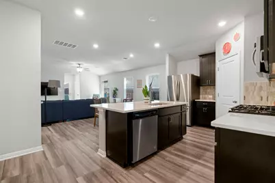 107 Magnolia Ranch Lane, Hutto, TX 78634 - Photo 11