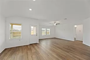 443 Sebring Cir, Hutto, TX 78634 - Photo 5