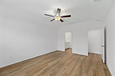 443 Sebring Circle, Hutto, TX 78634 - Photo 15