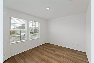 443 Sebring Circle, Hutto, TX 78634 - Photo 21