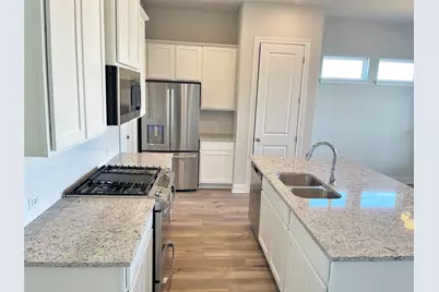 196 Spangle Way, Kyle, TX 78640 - Photo 5