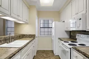 2208 Indian Trail, Austin, TX 78703 - Photo 7