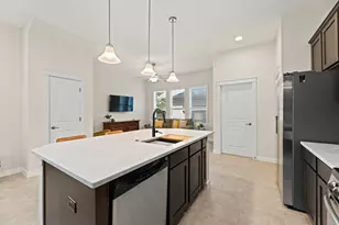 4100 Berkman Dr, Austin, TX 78723 - Photo 9