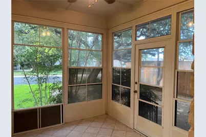 120 W Brazos Drive, Georgetown, TX 78628 - Photo 9