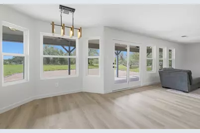 25429 Cove Drive, Spicewood, TX 78669 - Photo 11