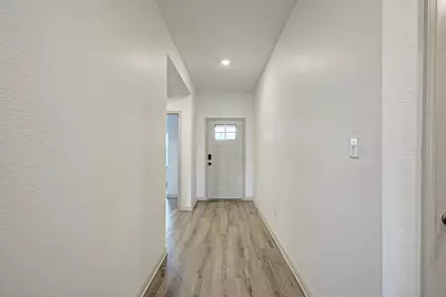 1002 Austin Bayou Drive, Hutto, TX 78634 - Photo 5