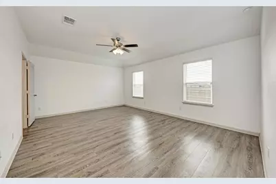 1002 Austin Bayou Drive, Hutto, TX 78634 - Photo 21