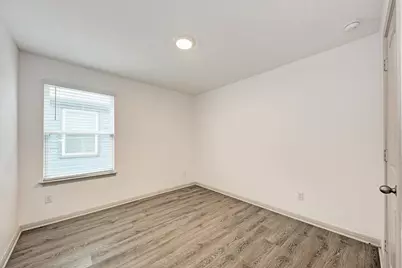 1002 Austin Bayou Drive, Hutto, TX 78634 - Photo 31