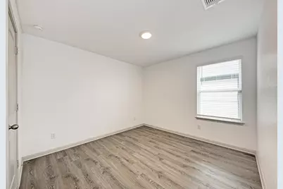 1002 Austin Bayou Drive, Hutto, TX 78634 - Photo 29