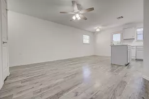 8417 Twiggy Ln, Austin, TX 78747 - Photo 5