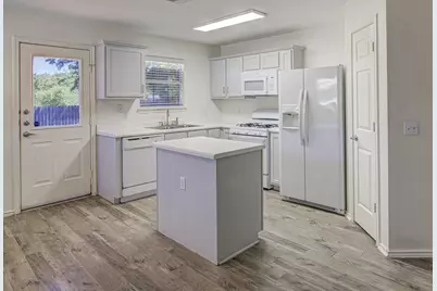 8417 Twiggy Lane, Austin, TX 78747 - Photo 9