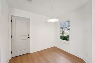 4901 Transit Cir, Austin, TX 78727 - Photo 15