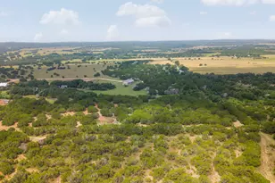 2110 Co Rd 285, Liberty Hill, TX 78642 - Photo 37