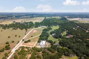 2110 Co Rd 285, Liberty Hill, TX 78642 - Photo 27