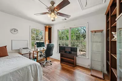 2114 Shoalmont Drive, Austin, TX 78756 - Photo 9