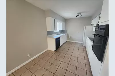 607 Nelray B Boulevard #B, Austin, TX 78751 - Photo 5
