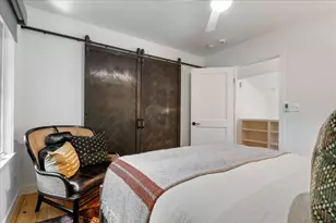 1306 Clifford Ave, Austin, TX 78702 - Photo 25