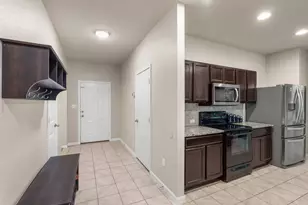 111 Denton Dr, Hutto, TX 78634 - Photo 5