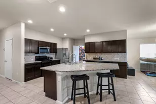 111 Denton Dr, Hutto, TX 78634 - Photo 3