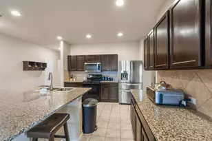 111 Denton Dr, Hutto, TX 78634 - Photo 5