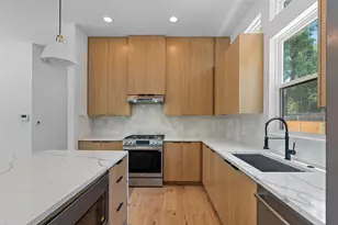 909 Payne Ave, Austin, TX 78757 - Photo 3