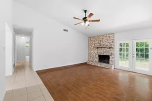 10218 Missel Thrush Dr, Austin, TX 78750 - Photo 3