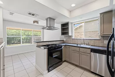 10218 Missel Thrush Drive, Austin, TX 78750 - Photo 9