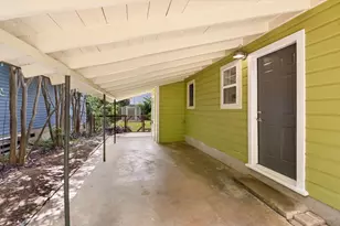 3013 E 18th St, Austin, TX 78702 - Photo 19
