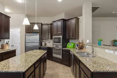 162 Sugar Creek, Buda, TX 78610 - Photo 9