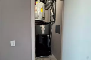 210 Lavaca St, Austin, TX 78701 - Photo 11