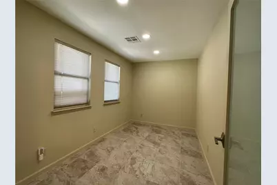 115 150 Loop W #D, Bastrop, TX 78602 - Photo 15
