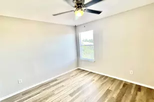 12729 St Mary Dr, Manor, TX 78653 - Photo 9