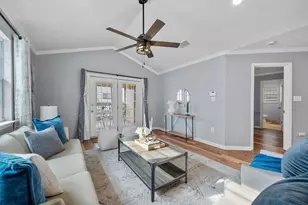 2001 E 8th St, Austin, TX 78702 - Photo 13