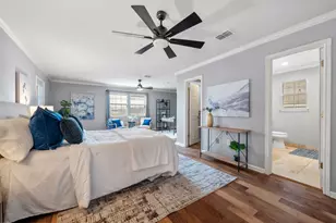 2001 E 8th St, Austin, TX 78702 - Photo 15